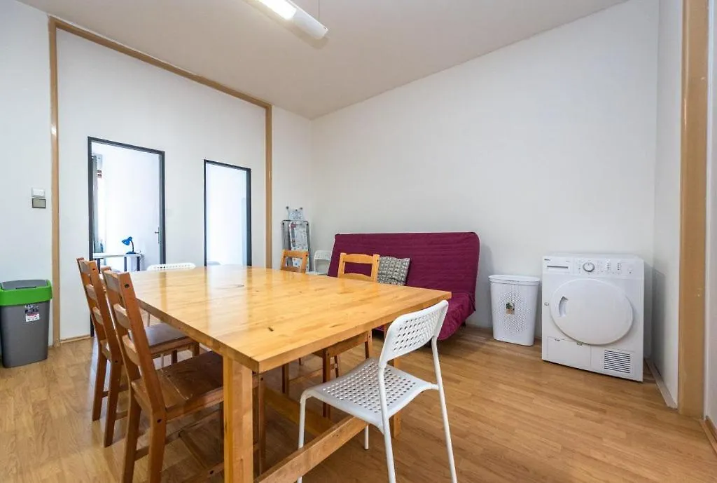 פראג Apartments Stepanska 36