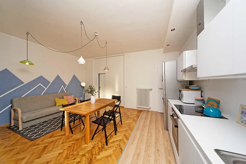 פראג Apartments Stepanska 36