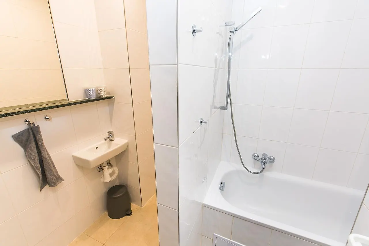 פראג Apartments Stepanska 36